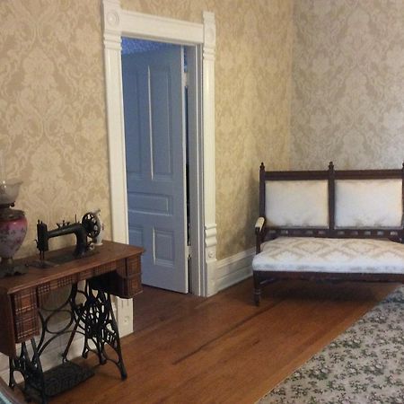 Grand Avenue Bed And Breakfast Carthage Buitenkant foto