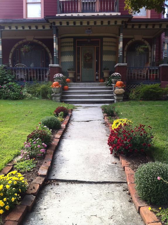 Grand Avenue Bed And Breakfast Carthage Buitenkant foto