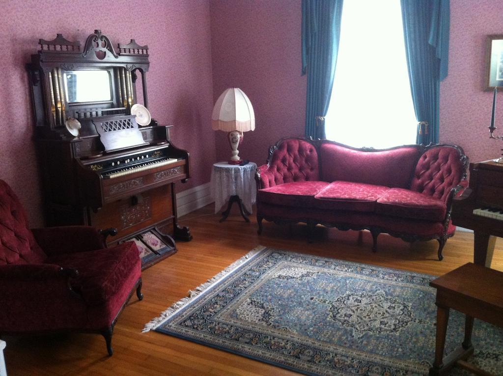 Grand Avenue Bed And Breakfast Carthage Buitenkant foto